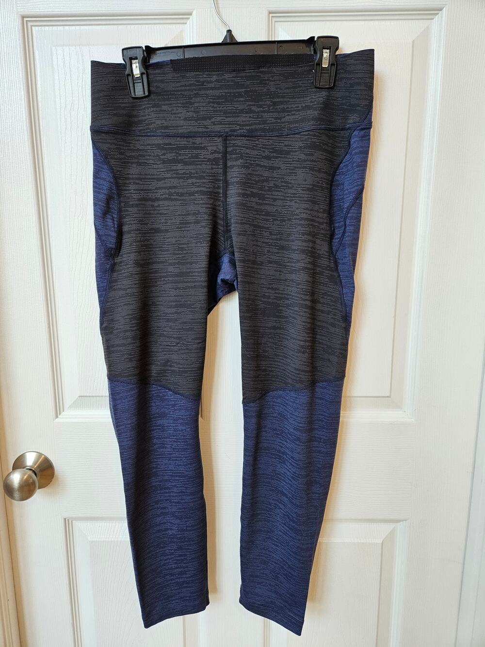 Outdoor Voices XL Colorblock Leggings Blue Black Space Dye High Rise Activewear